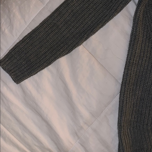 A grey light weight comfy stylish sweater - Picture 2 of 3